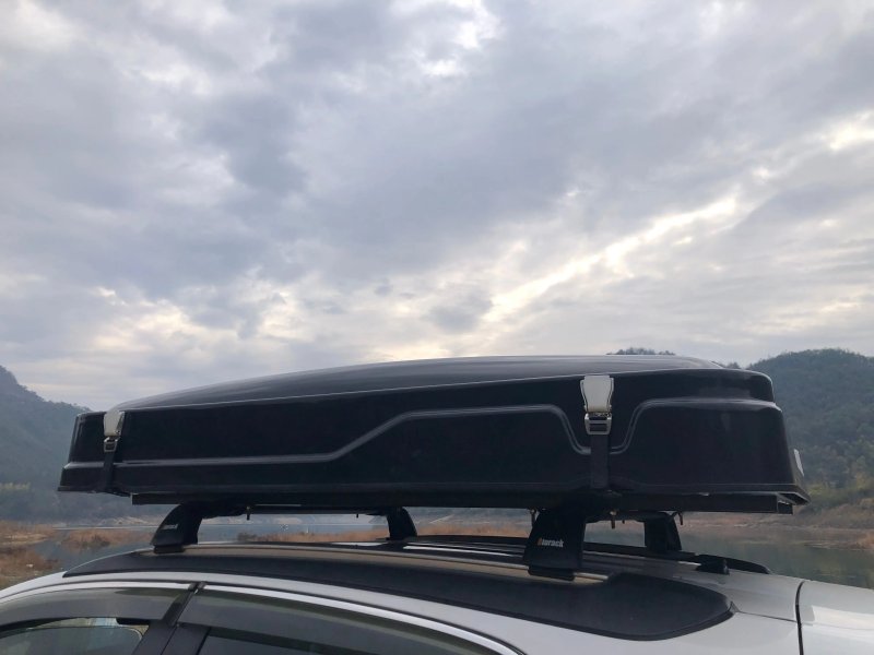 Soft Shell Large Space Sunshade Rain Telescopic Roof Top Tent Lightweight for Vehicles Car Rooftop Tent